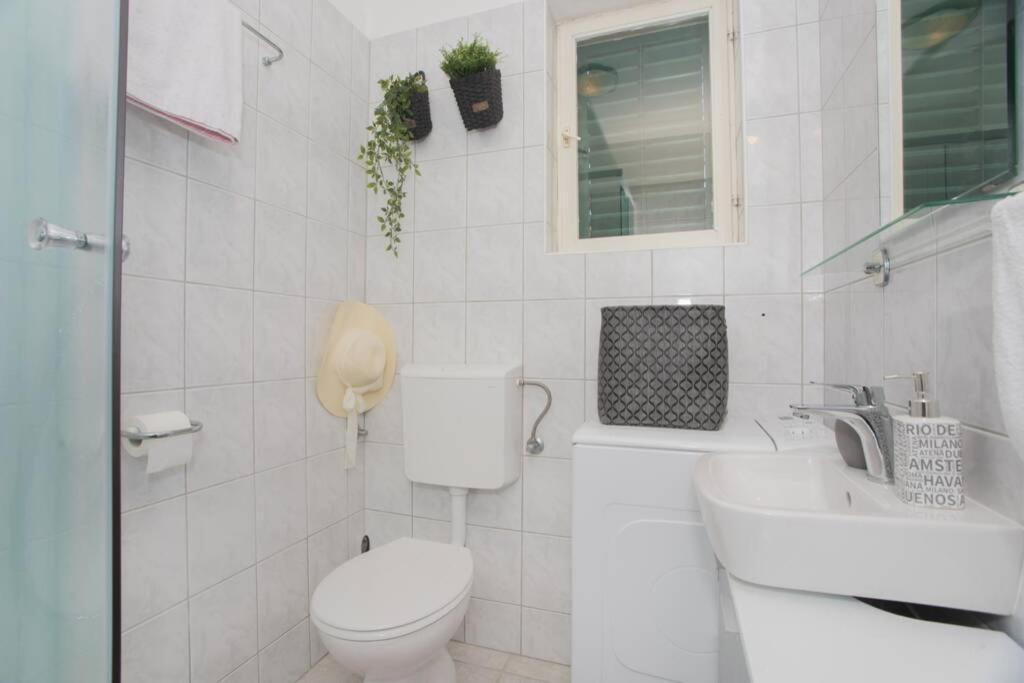 Dalma Residence Apartman Lavandella Zaboric Buitenkant foto