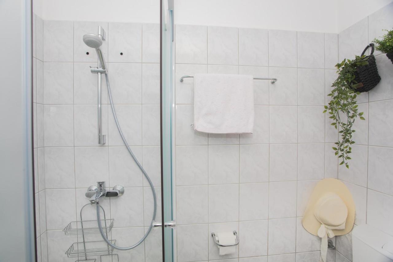 Dalma Residence Apartman Lavandella Zaboric Buitenkant foto